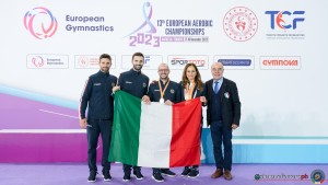 podium ph simone ferraro sfa05604 copia